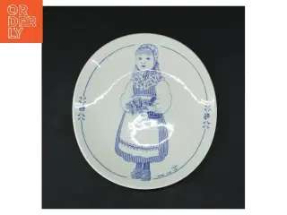 Decorativ tallerken med blåt mønster fra Rrstrand (str. Ø 16,5xØ18 cm)