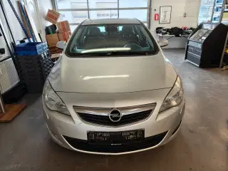 Opel Astra 1,7 CDTi 110 Enjoy