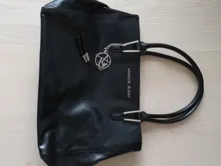 Armarni og DKNY tasker 