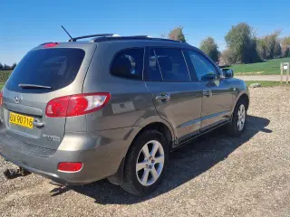 HYUNDAI SANTA FE VAN