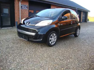 Peugeot 107 1,0 Active