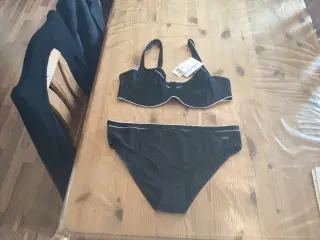 Ny Bikini
