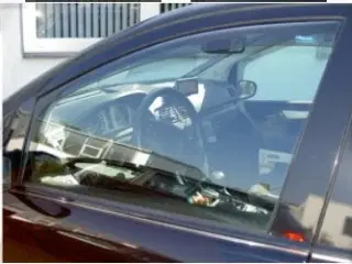 Vindskærme til fordøre på Mercedes B klasse