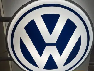 Stort flot VW lys skilt 
