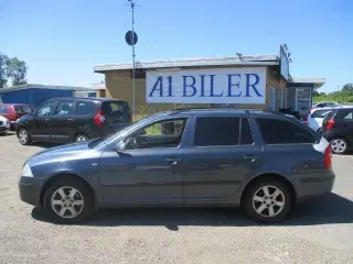 Skoda Octavia 1,6 FSi Ambiente Combi