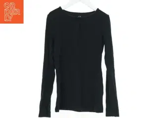 Langærmet sort trøje fra H&M (str. 134)