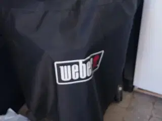 Weber kuglegrill med rotesseri. 