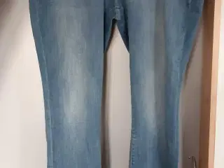 Jeans til store piger