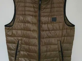 BOSS Vest