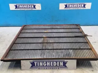 Case 2388 Undersold 1322464C7 (2)