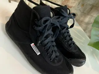 Kawasaki High Cut Canvas