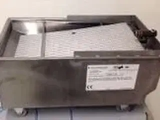 Filterskuffe monteret på hjul Frymaster u/tilbehør gl. model