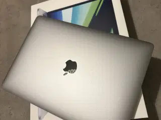 MacBook Pro 13” M1 2020