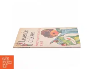Bog om kreativ leg med dukker fra Høst & Søn