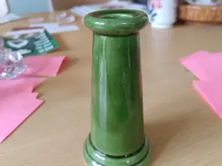 Lysestage i grøn keramik 