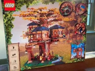 Lego træhus