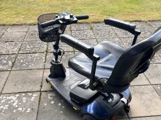Go Go elite travel scooter 