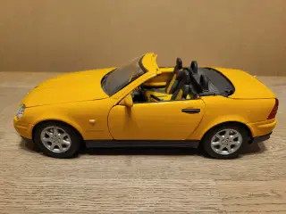 Modelbil, Mercedes SLK 230, skala 1/18