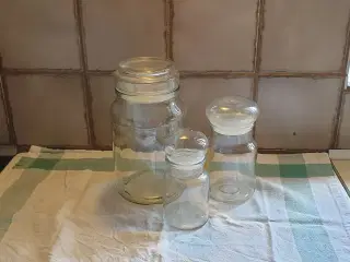 Glas m låg