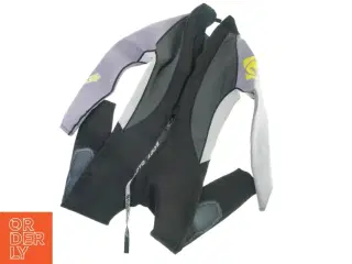 Dykker dragt fra Body Glove (str. 12)