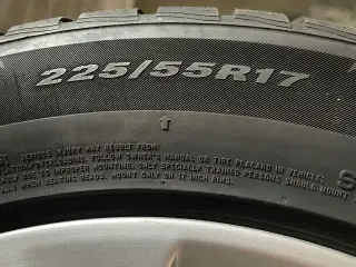 4 stk. fælge med nyere vinterdæk ca. 6 mm mønster,