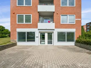 76 m² KONTORLEJEMÅL
