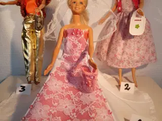 Nyt hjemmelavet Barbietøj 