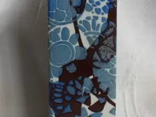 Vase af fajance fra Royal Copenhagen