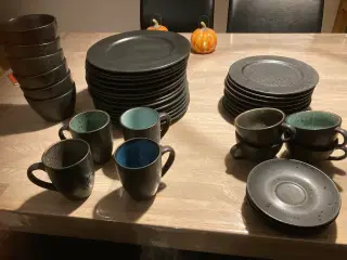 Bits tallerkner, kopper og krus