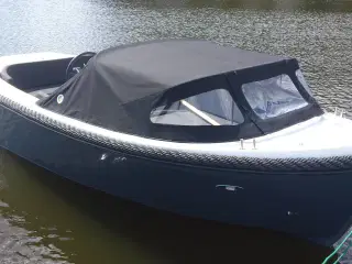 Corsiva 595 Tender 2020 - 25 HK Yamaha/Udstyr