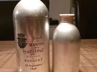 2 stk. Aluminium flasker med skruelåg