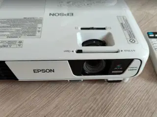 Projektor, Epson EB-U32