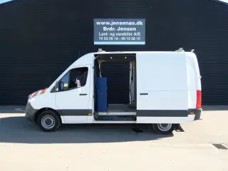 Mercedes-Benz Sprinter 317 2,0 CDI A2 H2 RWD 9G-Tronic 170HK Van Aut.