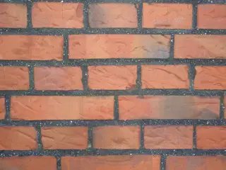 Prægede røde mursten
