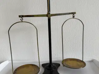 S gamle vægte