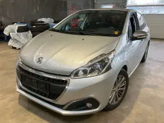 Peugeot 208 1,2 VTi 82 Desire