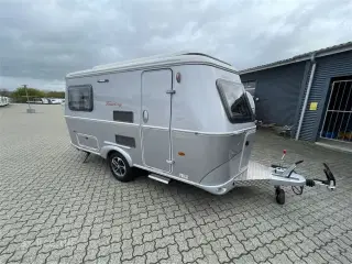 2022 - Hymer Eriba Touring Triton 420   Hymer Eriba Triton 420 GT årg. 2022  4 siddepladser, 3 sovepladser SÆLGES FOR KUNDE