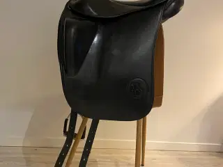 Draupnir Dressur sadel