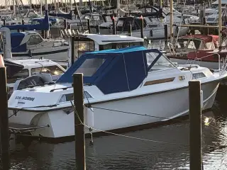 Bianca 23 motorbåd