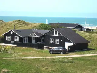 Dejligt, stort luxus-spasommerhus p� 155 m2 til 10 personer