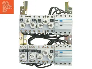 Elektrisk relæ enhed fra Hager (str. 22,5x27 cm)