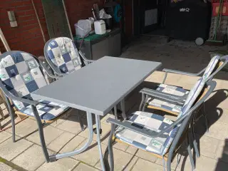 Campingbord med 4 stole til fortelt 2år gammel