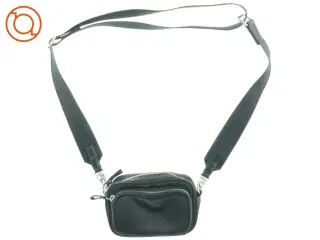 Arket crossbodybag fra Arket (str. 16 x 10 cm)