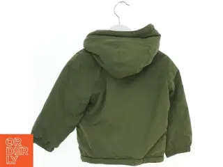 Grøn vinterjakke med hætte fra H&M (str. 86)