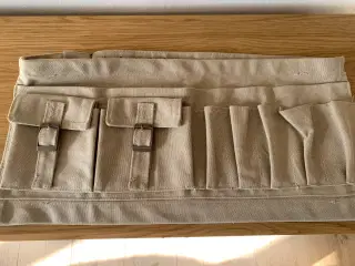 Mavebælte, haveredskaber, et Donn, Bloomingville