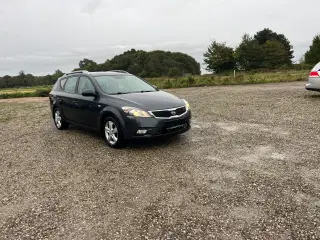 KIA CEED ÅRG 12 