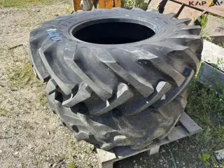 - - - Traktordæk 24