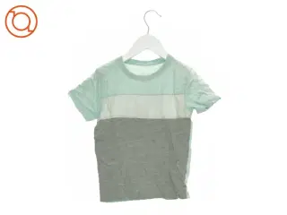 T-Shirt fra Primark (str. 122 cm)