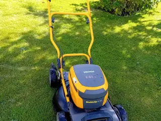 Stiga multiclip 47 AE med lynoplader.