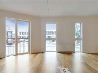 115 m2 lejlighed med altan/terrasse, Hillerød, Frederiksborg